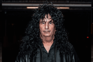 Marty Pelton as Don Airey